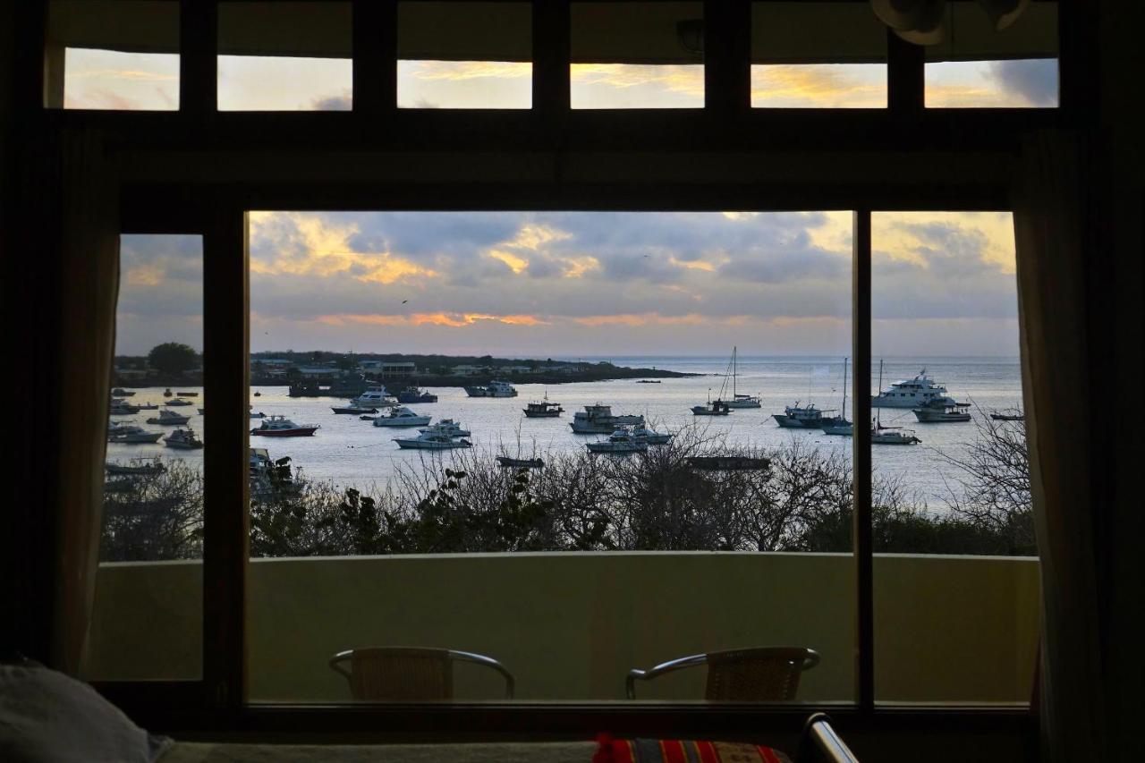 The Galeodan Suites Puerto Baquerizo Moreno Exteriér fotografie