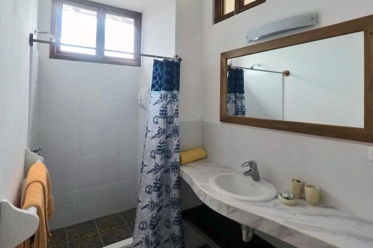 The Galeodan Suites Puerto Baquerizo Moreno Exteriér fotografie