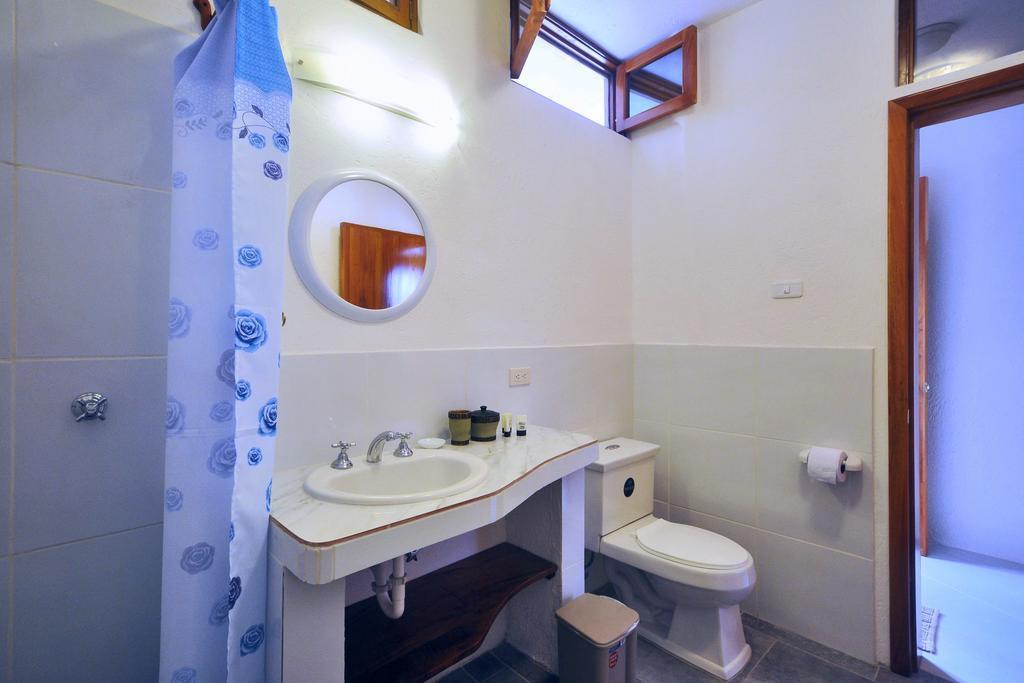 The Galeodan Suites Puerto Baquerizo Moreno Exteriér fotografie